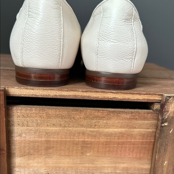 Vionic Willa Women's Cream Leather Loafers size 6 NWOB - Picture 5 of 6